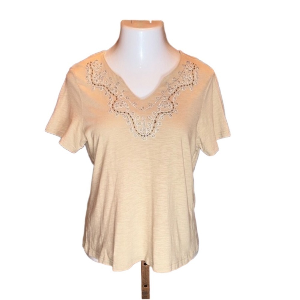 CHRISTOPHER & BANKS PETITE Tan Short Sleeve Tee Shirt w/ Beaded Trim Size PL